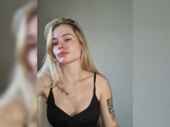 VladaMais bongacams stream image