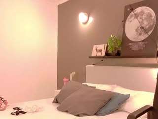 lunalenox camsoda stream image