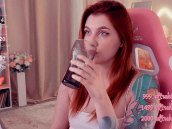 HoneyCherry bongacams stream image
