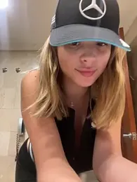 _Alice_1 stripchat stream image