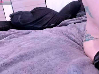 Midnightrose11 bongacams stream image