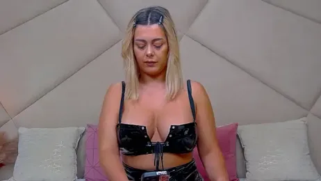 ChloeFrost stripchat stream image