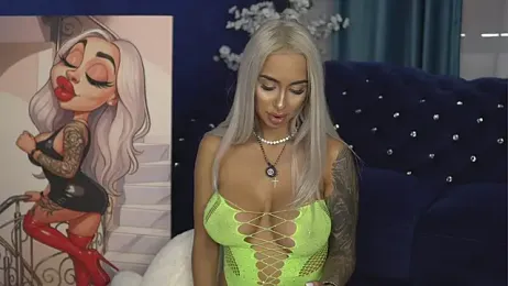 GoldenAmber stripchat stream image