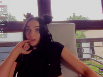 Moona-One bongacams stream image