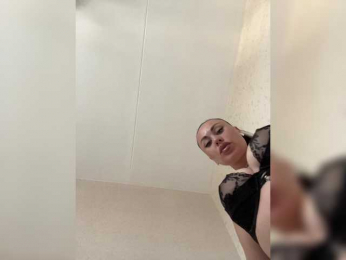 -Hennessy- bongacams stream image