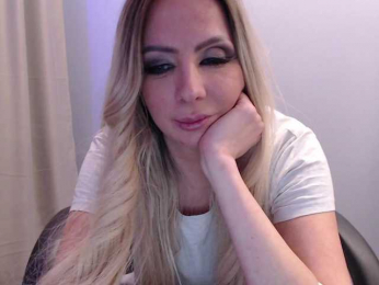 blondalina bongacams stream image