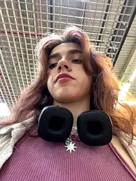 Lily__Belle stripchat stream image