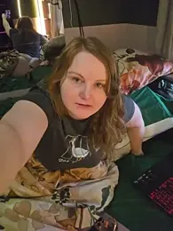 GingerSnap33 stripchat stream image