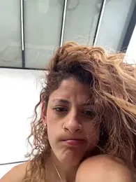 alana15 stripchat stream image