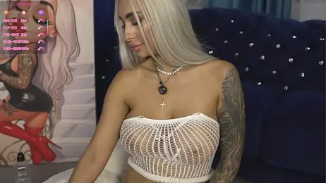 GoldenAmber stripchat stream image