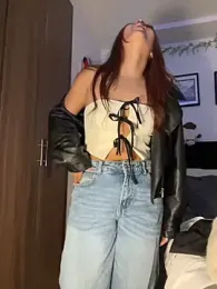 crystal_bunny7 stripchat stream image