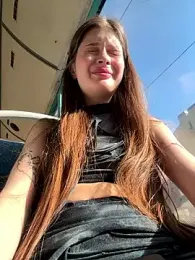 mmelicious stripchat stream image