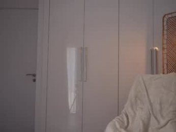 kriss0leoo chaturbate stream image