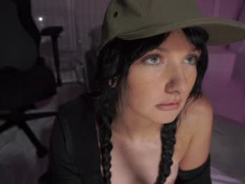 finleyfae chaturbate stream image