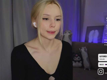 fymryn bongacams stream image