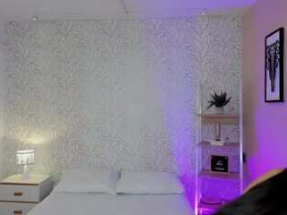 kai-falcon camsoda stream image