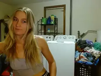 missymilf stripchat stream image