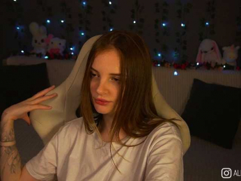 AliceCost bongacams stream image