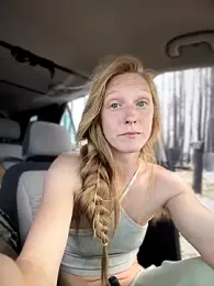 GoldenFlameGoddess stripchat stream image