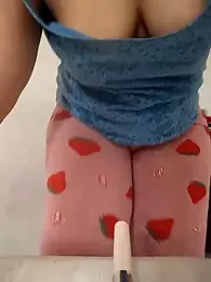 Dalou3a-69 stripchat stream image