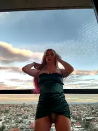 tinker_exotic_1 stripchat stream image