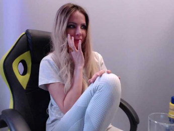 blondalina bongacams stream image