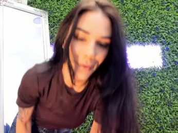 hotfallingdevil chaturbate stream image