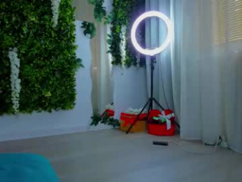 zinasquirts chaturbate stream image