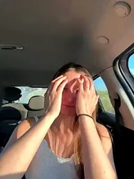 DoriDeluxe66 stripchat stream image