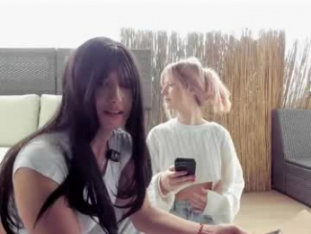 vanandjuani chaturbate stream image