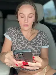 lunagirl13 stripchat stream image