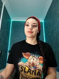 RedAssHottie stripchat stream image