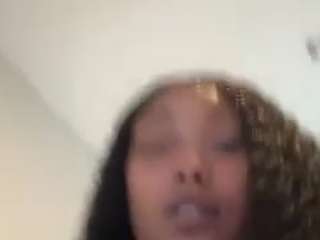 laylared camsoda stream image, 05.08.2025 13:00