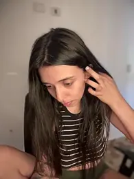 kiaraglam2 stripchat stream image