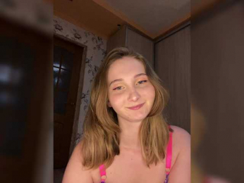 PeachGirl bongacams stream image