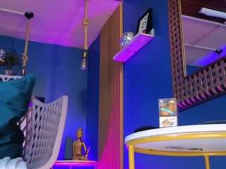 lady-brownn camsoda stream image