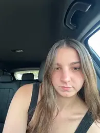 DoriDeluxe66 stripchat stream image