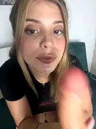 _Alice_1 stripchat stream image