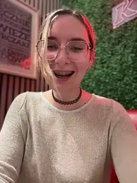 The_Snowwhitee stripchat stream image