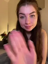 EllyNora stripchat stream image