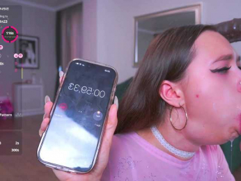 Karol-lovely bongacams stream image