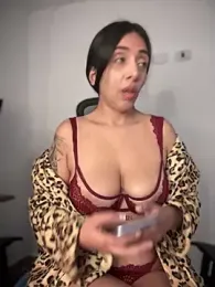 kiaraglam2 stripchat stream image