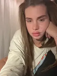 EmiliaCatalina stripchat stream image