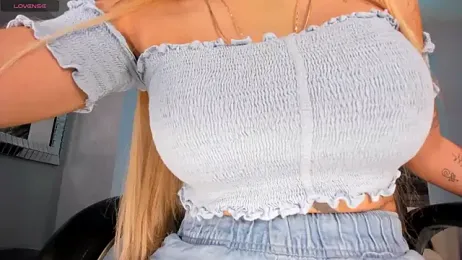 SophiePalmer stripchat stream image