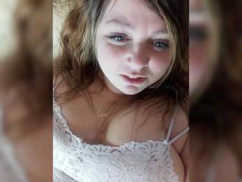 FLUFFY_BEAUTY bongacams stream image