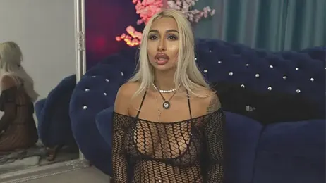 GoldenAmber stripchat stream image