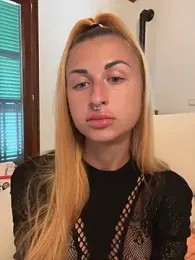 kylie_blck stripchat stream image