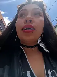 LIZ-06_ stripchat stream image