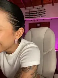 Ale_Lewis stripchat stream image