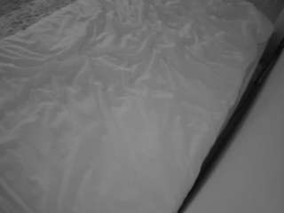 voyeurcam-julmodels-whitebed-1 camsoda stream image